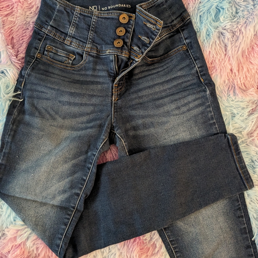 No boundaries jeans 1